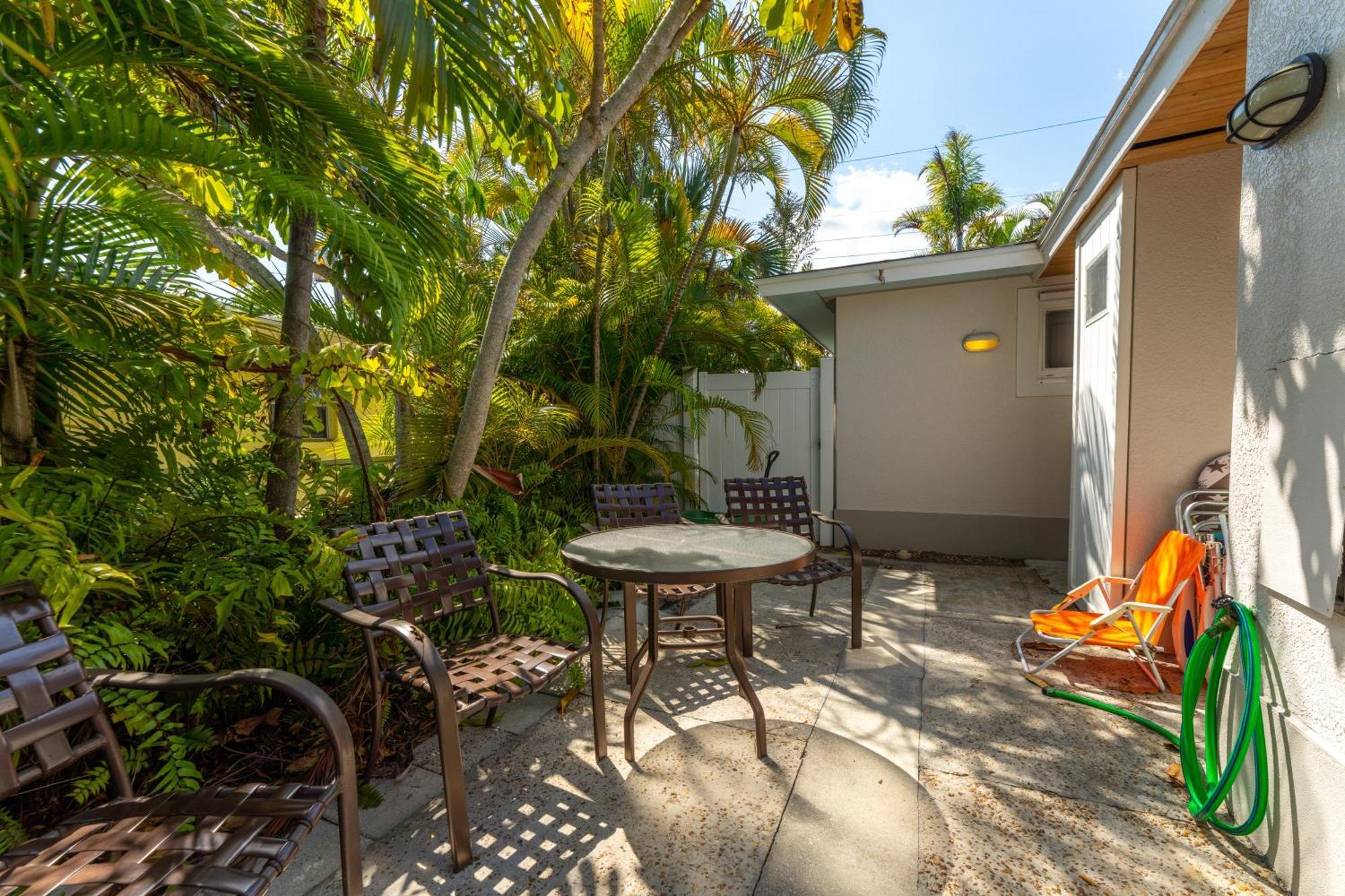 Villa An Island Getaway At Palm Tree *